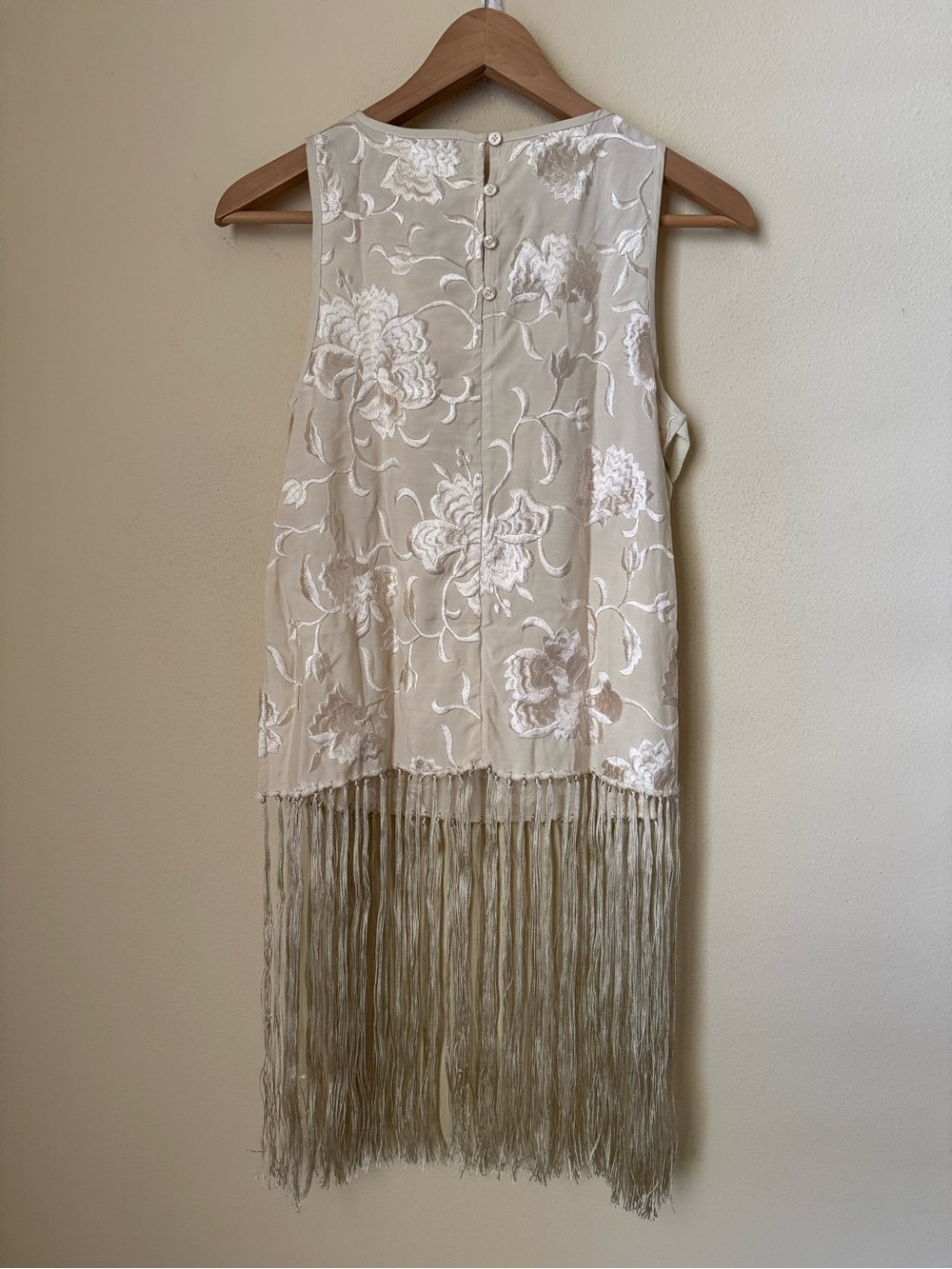 Sea New York Priscilla Embroidery Cowl Neck Fringe Vest Cream Size XS - Picture 4 of 4